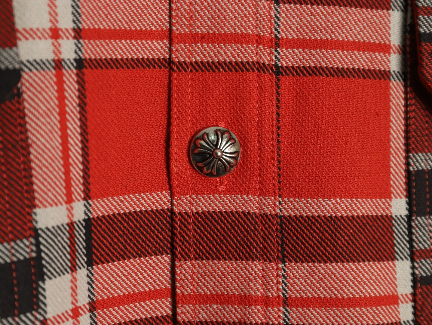 Ch*0me He**ts long-sleeved shirts