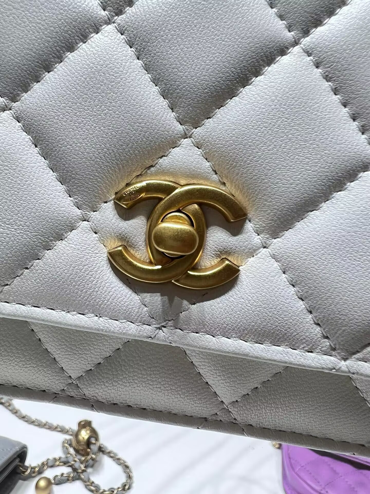 CHANEL CLASSIC WALLET ON CHAIN 4.8 × 7.5 × 1.4 in