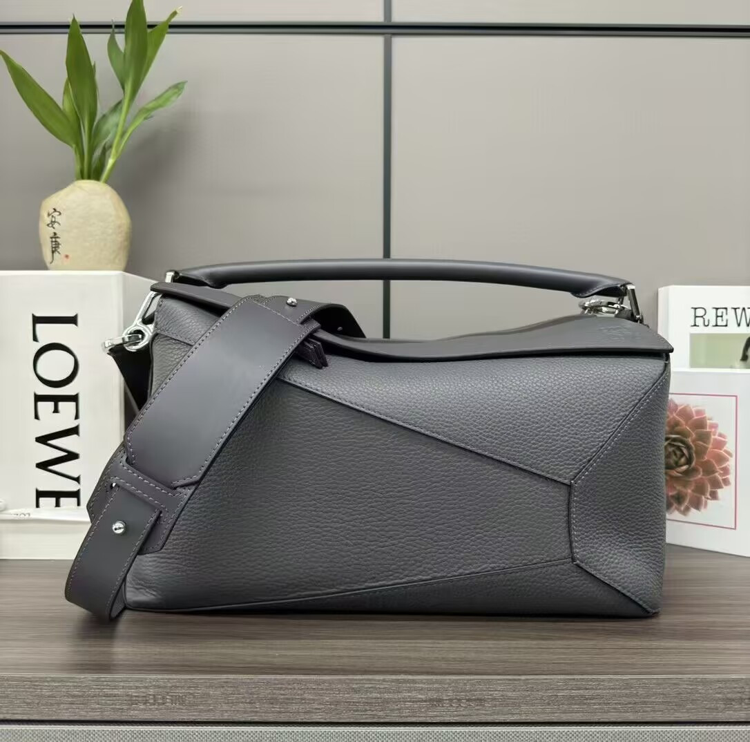 LOEWE Puzzle Edge 36.5 X 23 X 19 CM