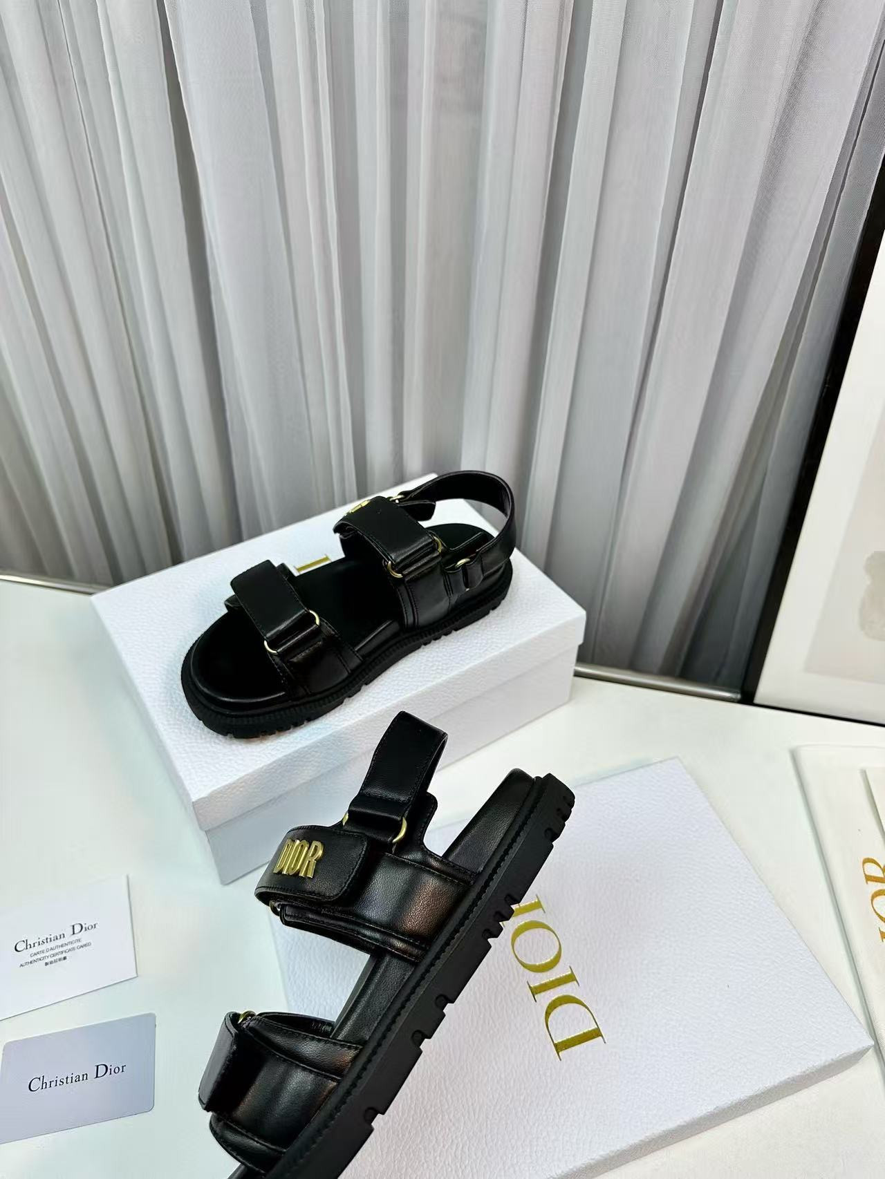 UA DIOR DIORACT SANDAL