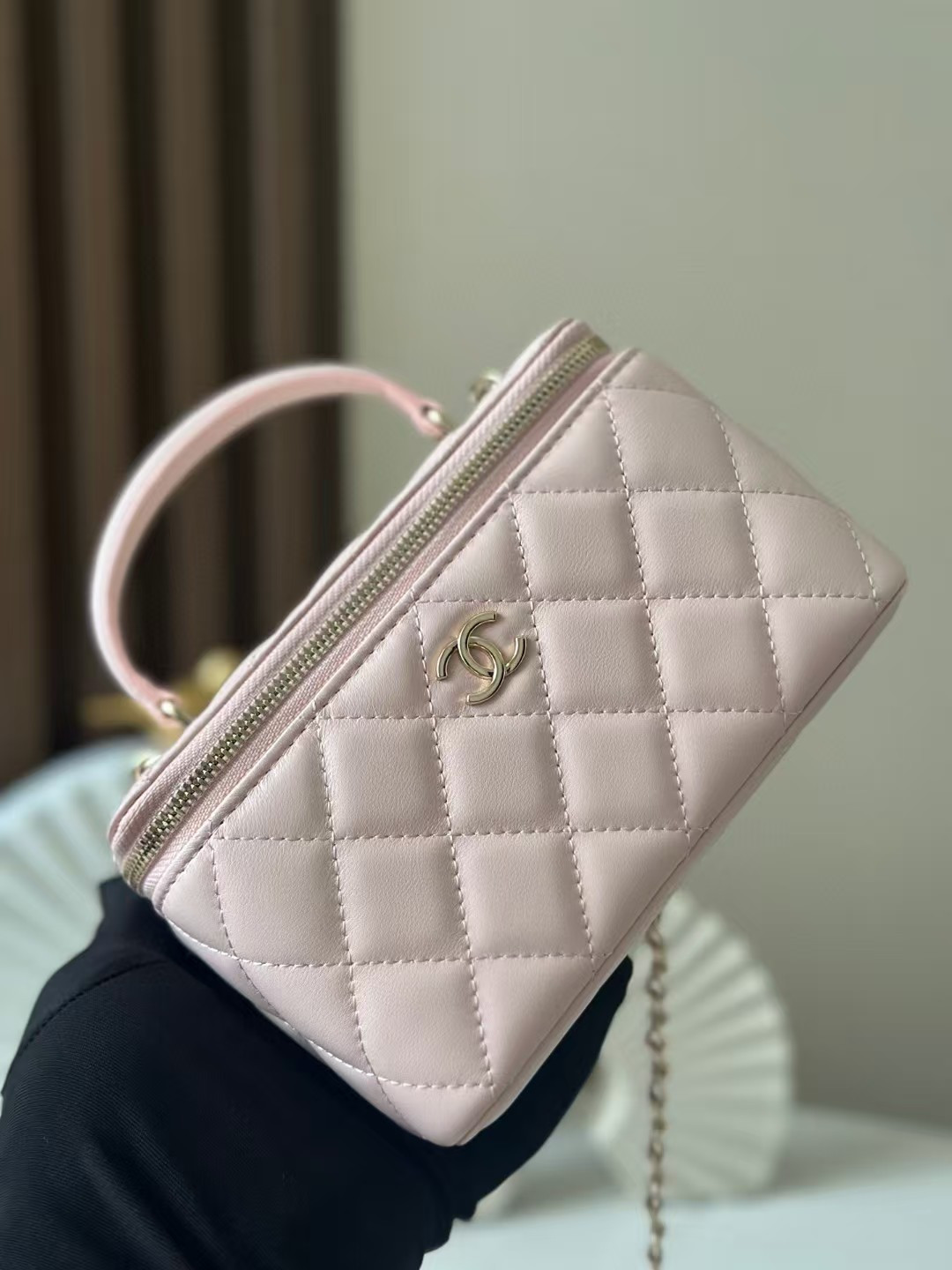 Chanel Long Vanity with chain 16.5x10x8cm