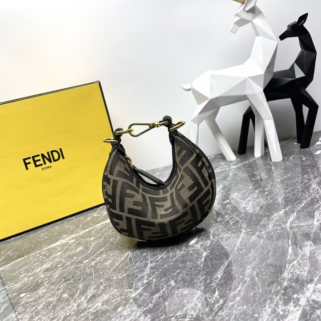 Fendi Nano Fendigraphy Hobo bag 14x5x16.5cm