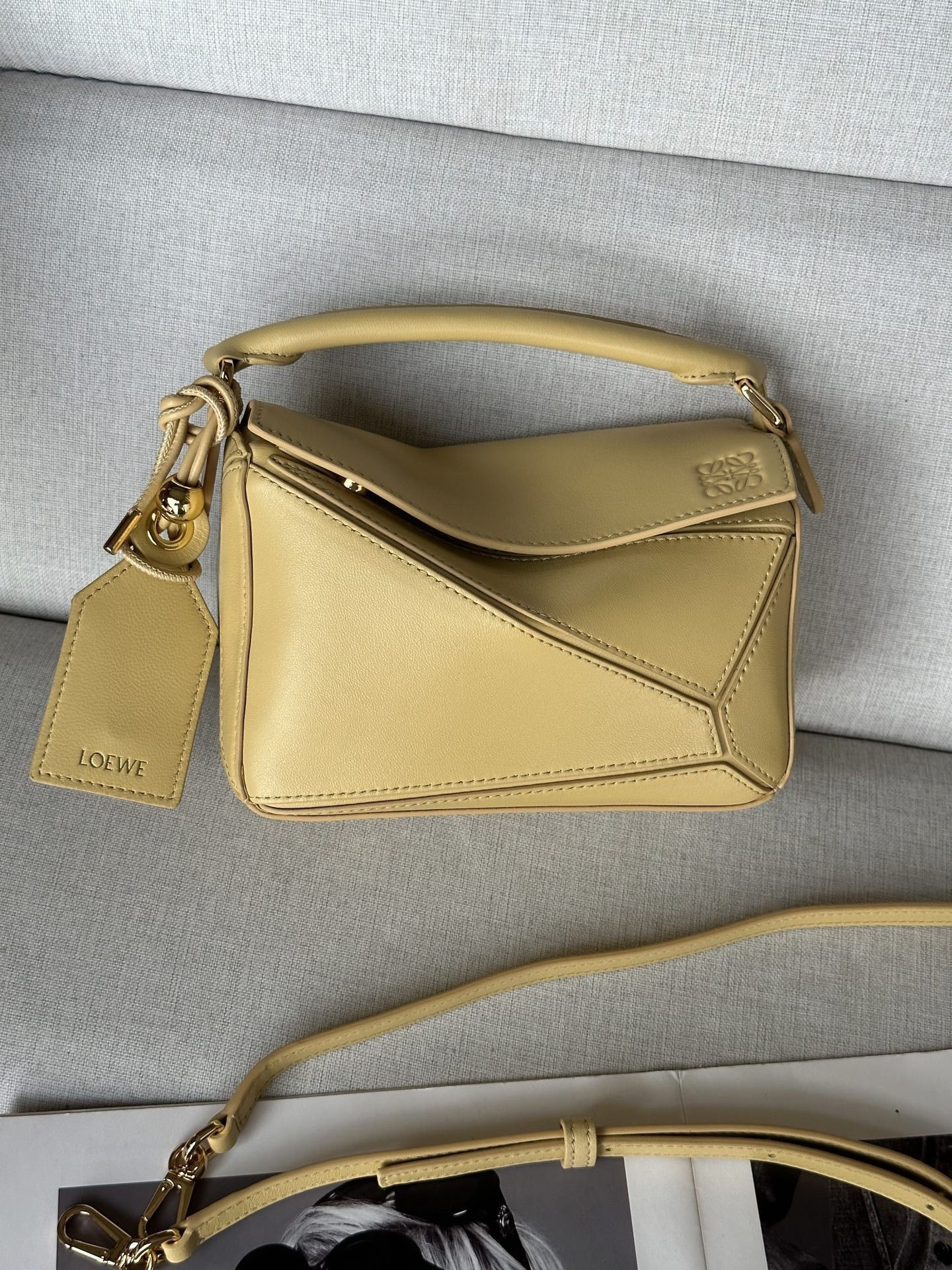 Loewe Mini Featherlight Puzzle Bag Nappa Lambskin 18x12.5x8cm