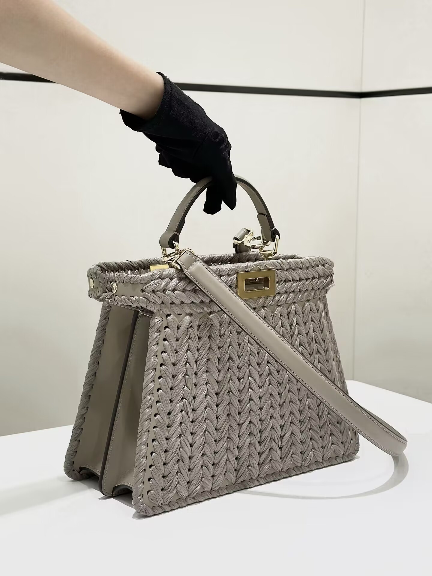 Fendi Peekaboo Iseeu 27x11×20cm