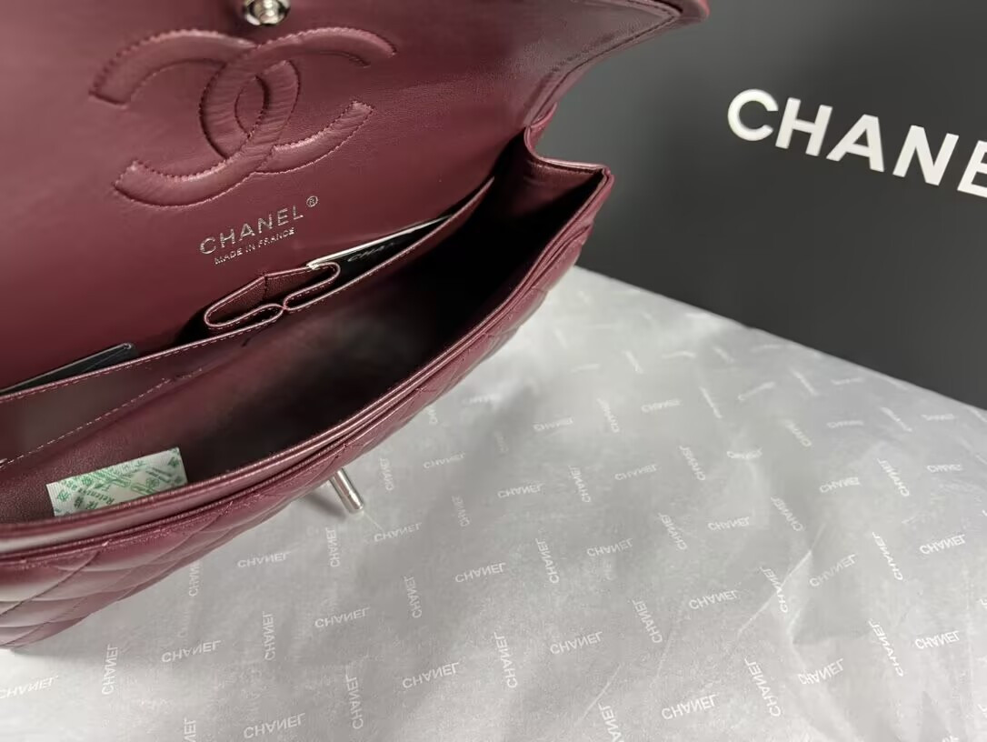 Chanel CLASSIC 11.12 HANDBAG 15.5 × 25.5 × 6.5 cm
