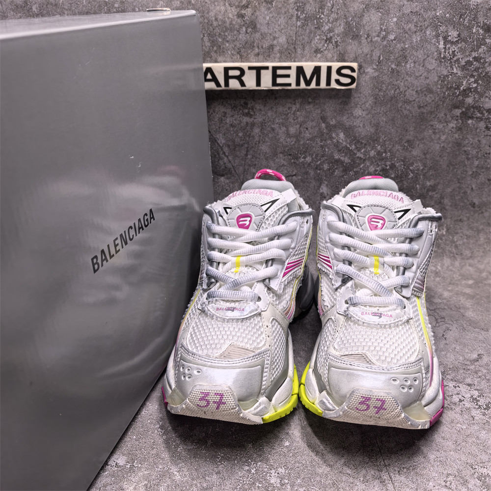 UA Balenciaga Runner Sneaker