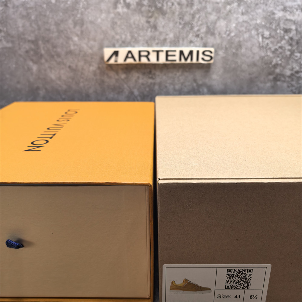 UA LV Trainer Sneaker