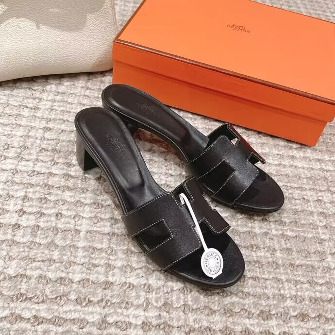 UA Hermès Oasis Sandal