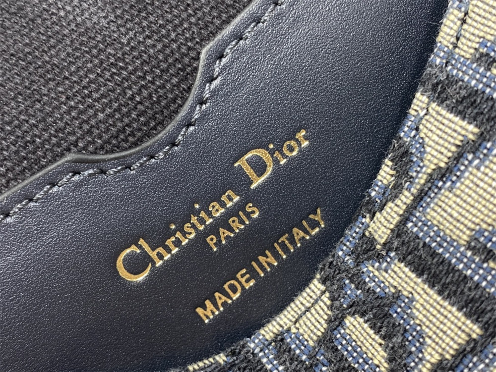 MEDIUM DIOR BOBBY BAG Blue Dior Oblique Jacquard