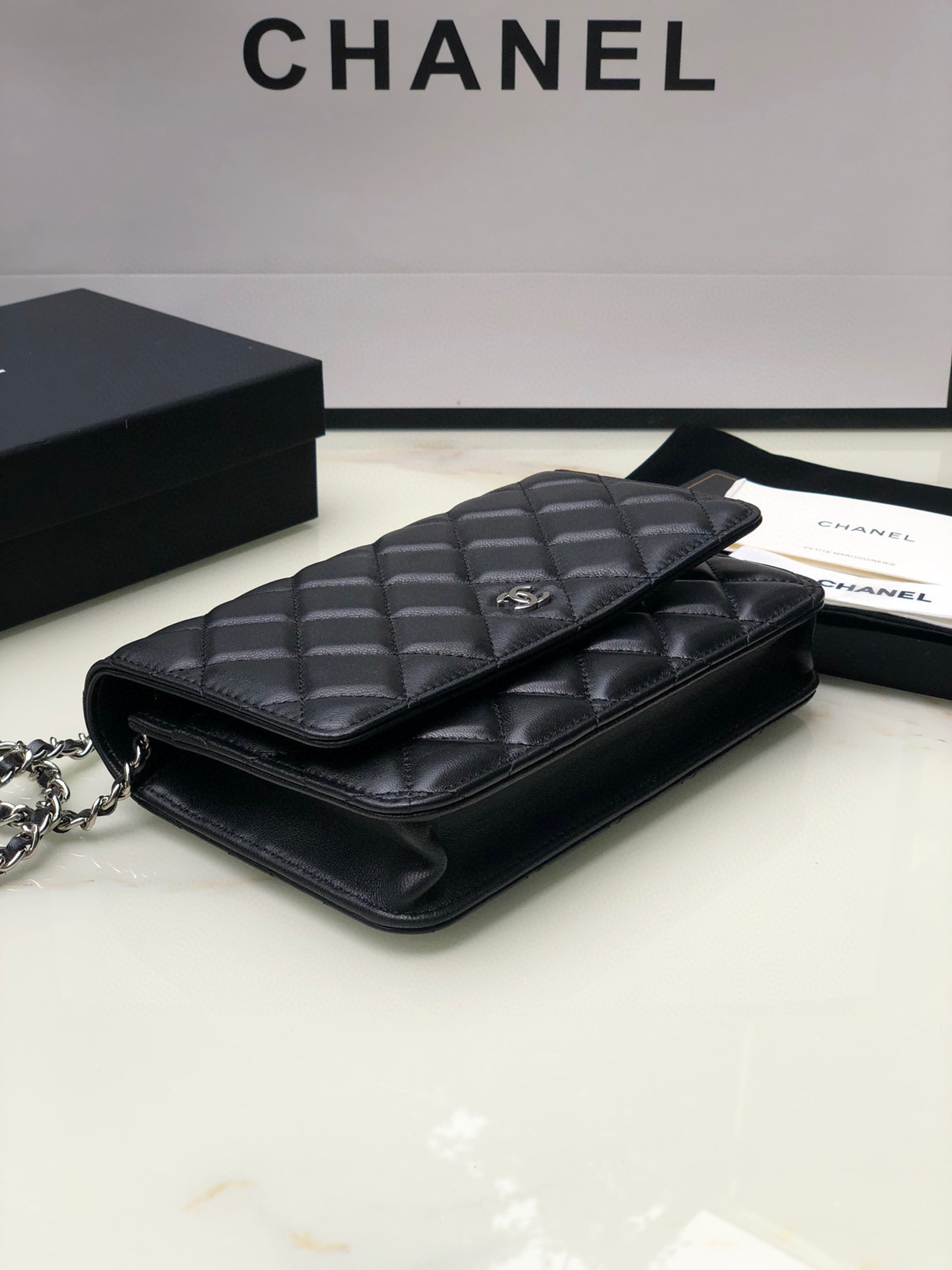 CHANEL CLASSIC WALLET ON CHAIN 4.8 × 7.5 × 1.4 in