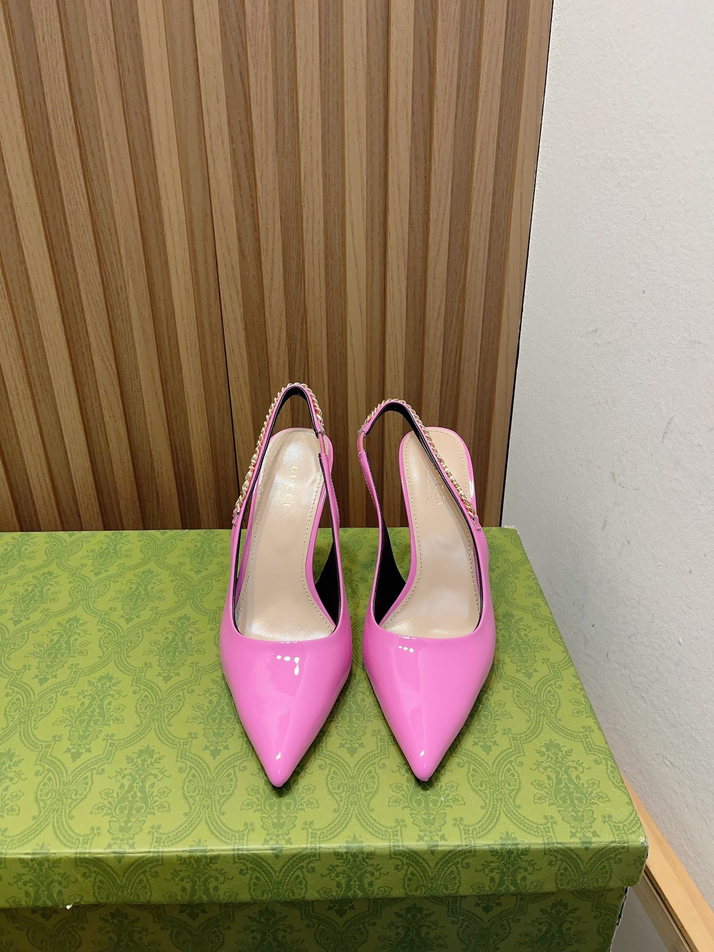 GUCCI SIGNORIA SLINGBACK PUMP High