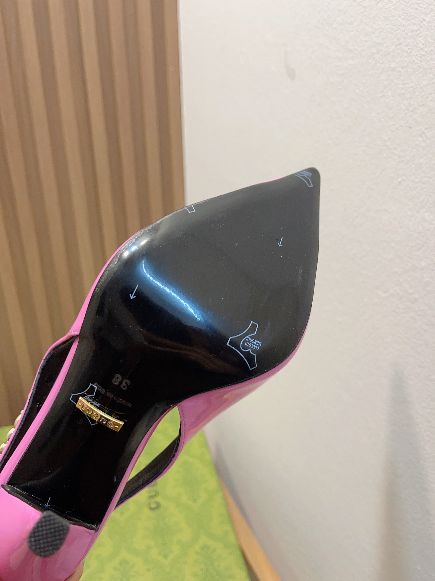 GUCCI SIGNORIA SLINGBACK PUMP High