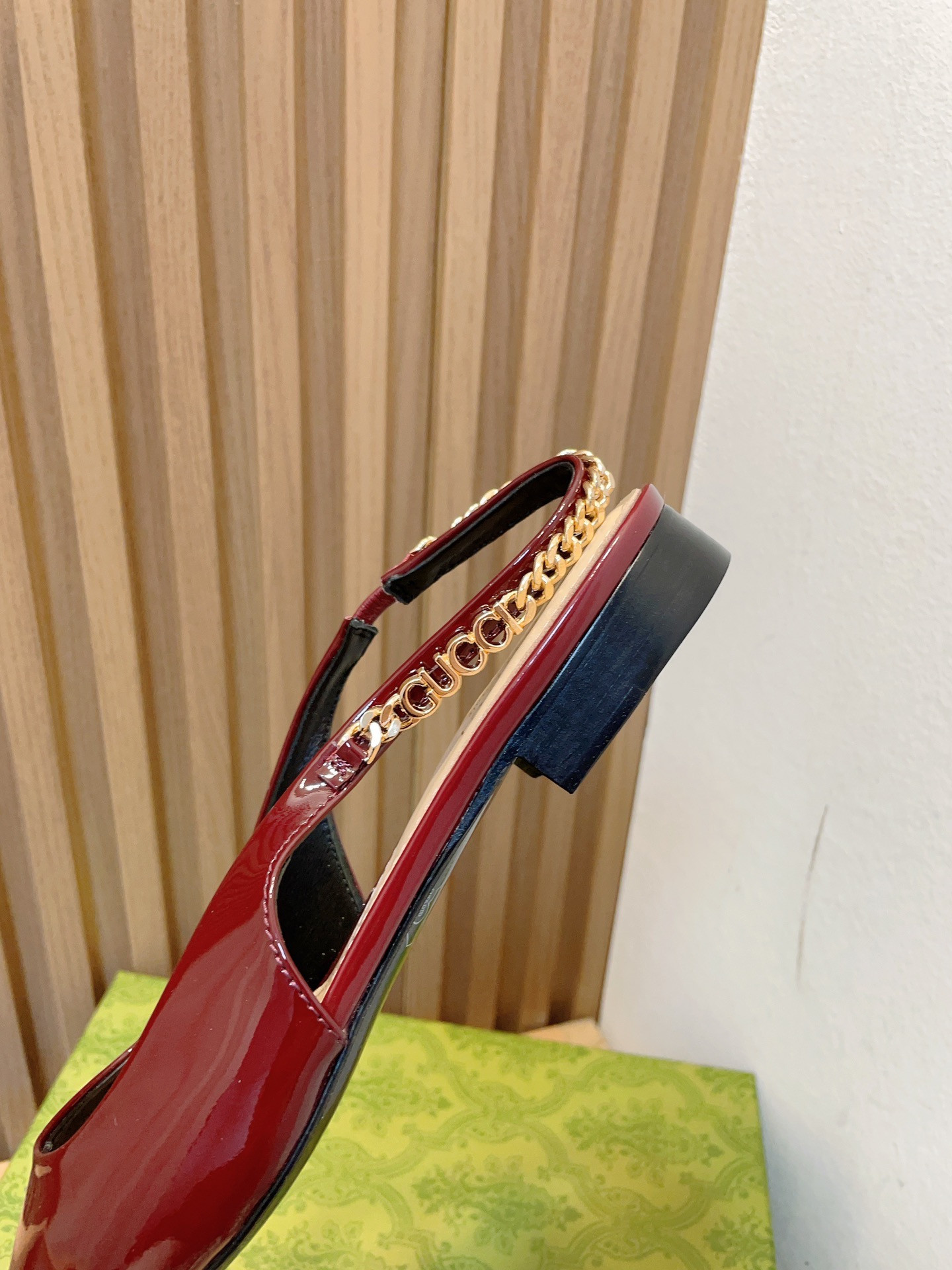 GUCCI SIGNORIA SLINGBACK PUMP flat shoes