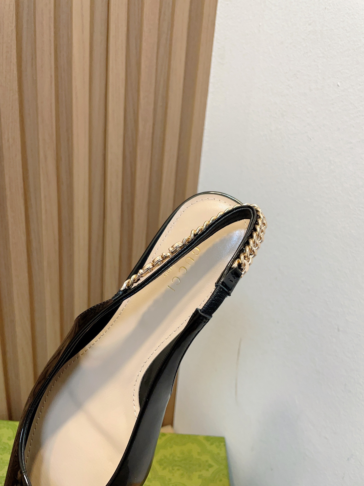 GUCCI SIGNORIA SLINGBACK PUMP flat shoes