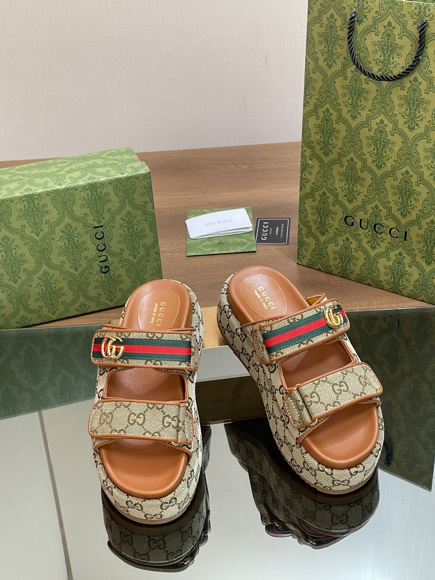 Gucci WOMEN