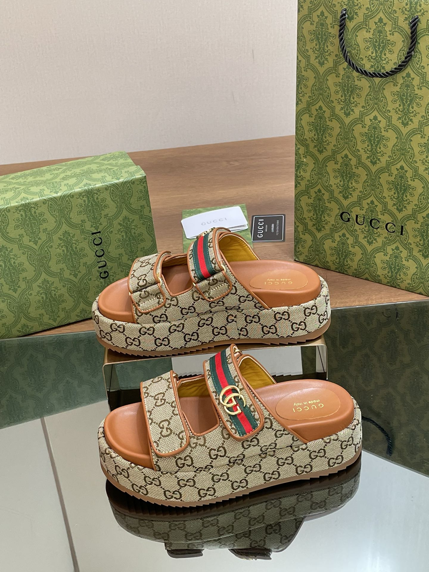 Gucci WOMEN