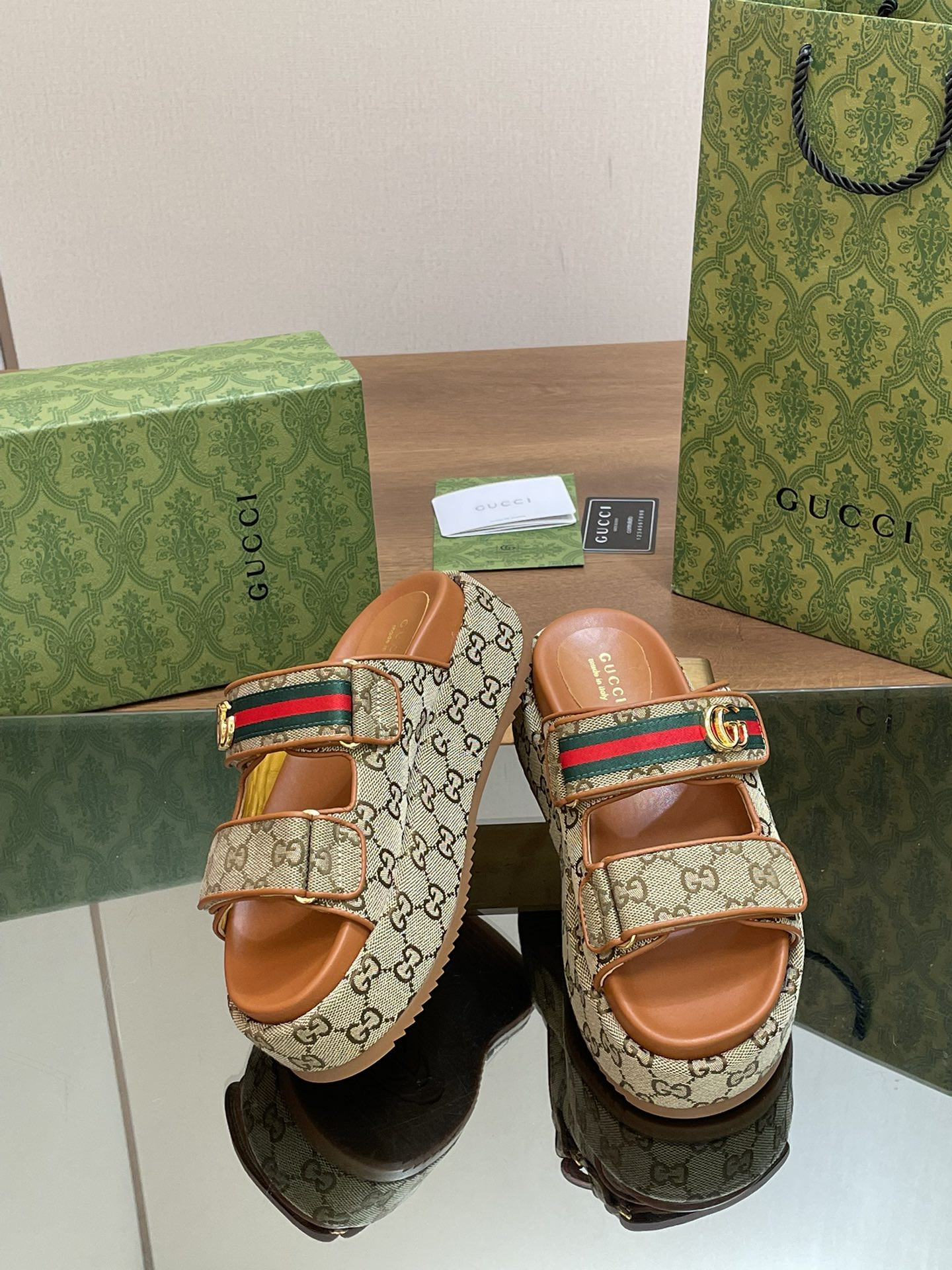 Gucci WOMEN