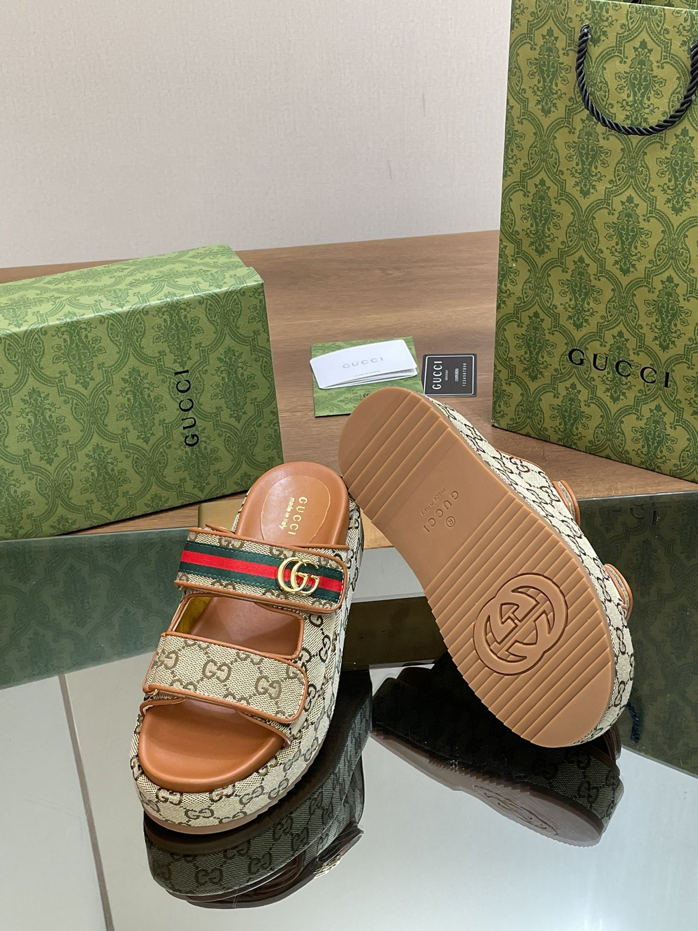 Gucci WOMEN