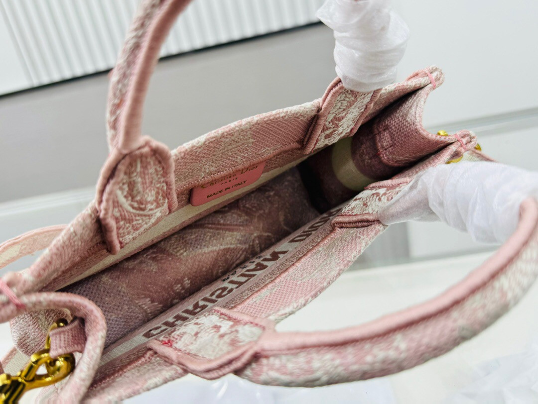 Dior book tote 24SS  21.5×13×7.5cm