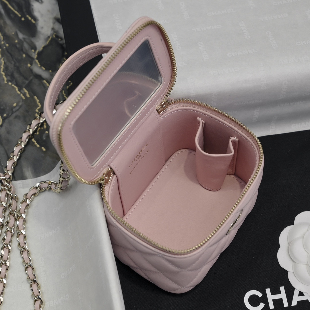 Chanel MINI Box Bag 10x9x7cm