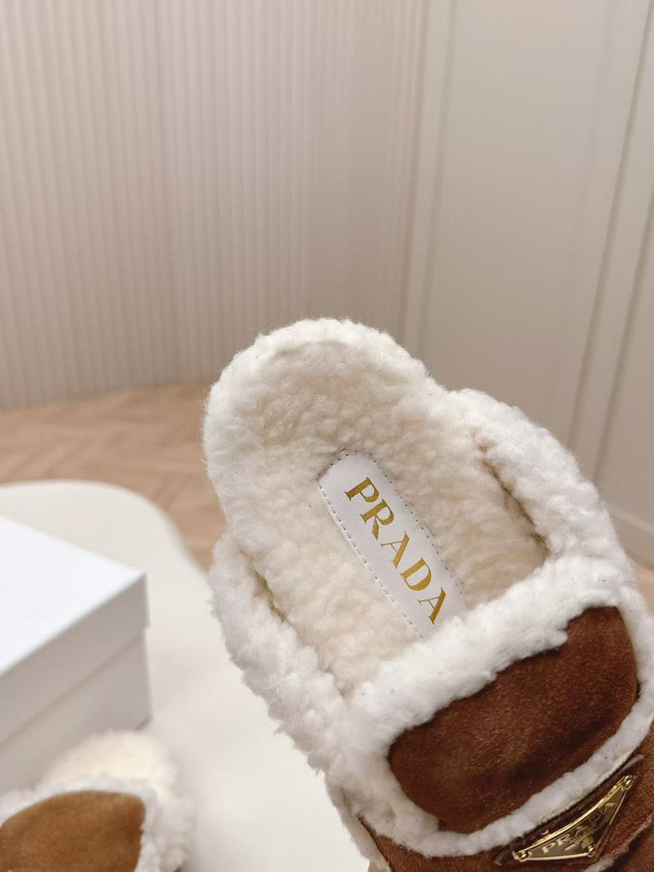 UA Prada Suede Slides