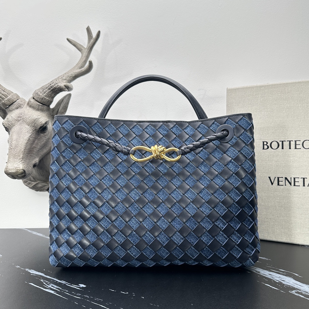 Bottega Veneta Medium Andiamo 32x25x11CM
