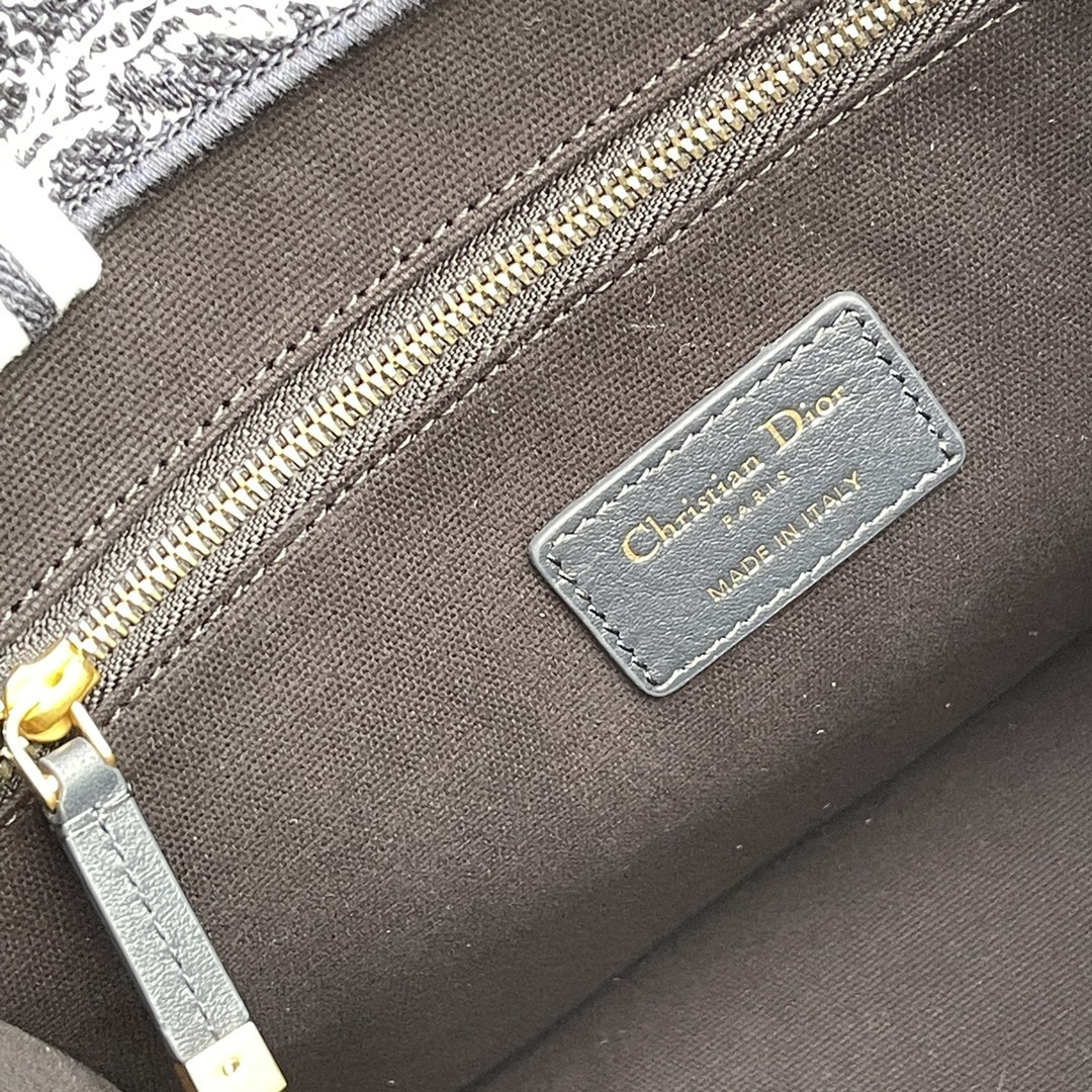 DIOR  Book Tote  Reverse  26.5×21×14cm