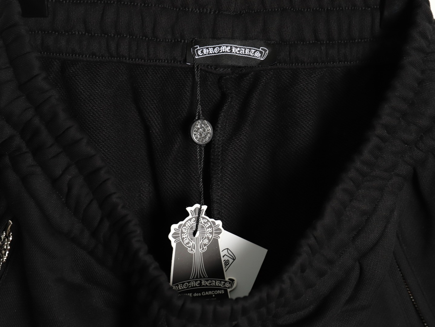 Ch*0me He**ts shorts