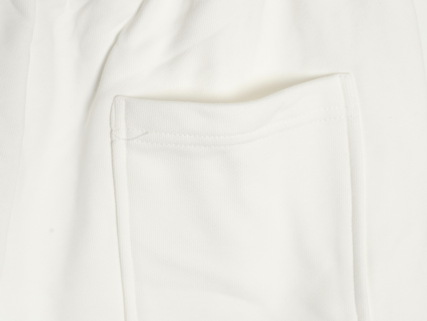 Ch*0me He**ts shorts