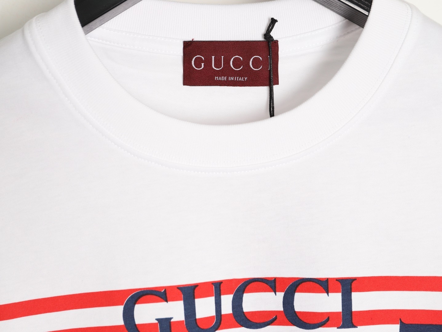Gucci Long-sleeved T-shirt