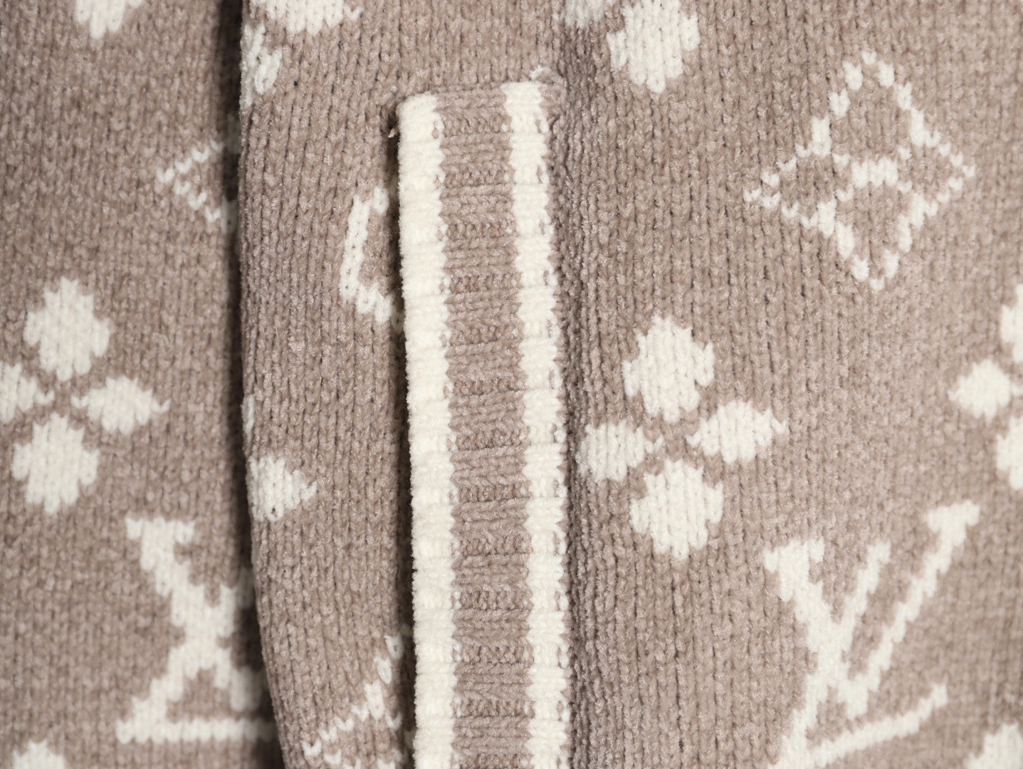 Louis Vuitton LV 25ss Cardigan Sweaters
