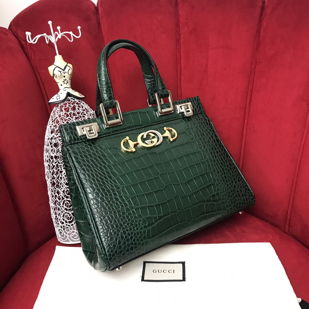 Gucci Zumi leather Medium Top Handle Bag