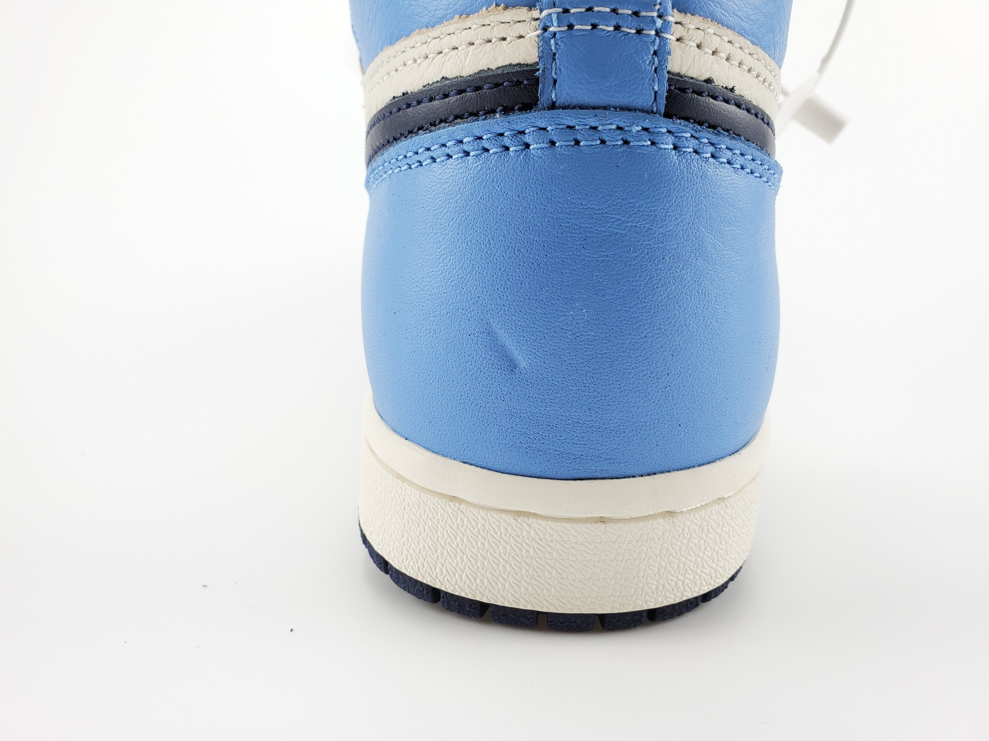 Air Jordan 1 Retro High  "Obsidian Blue"