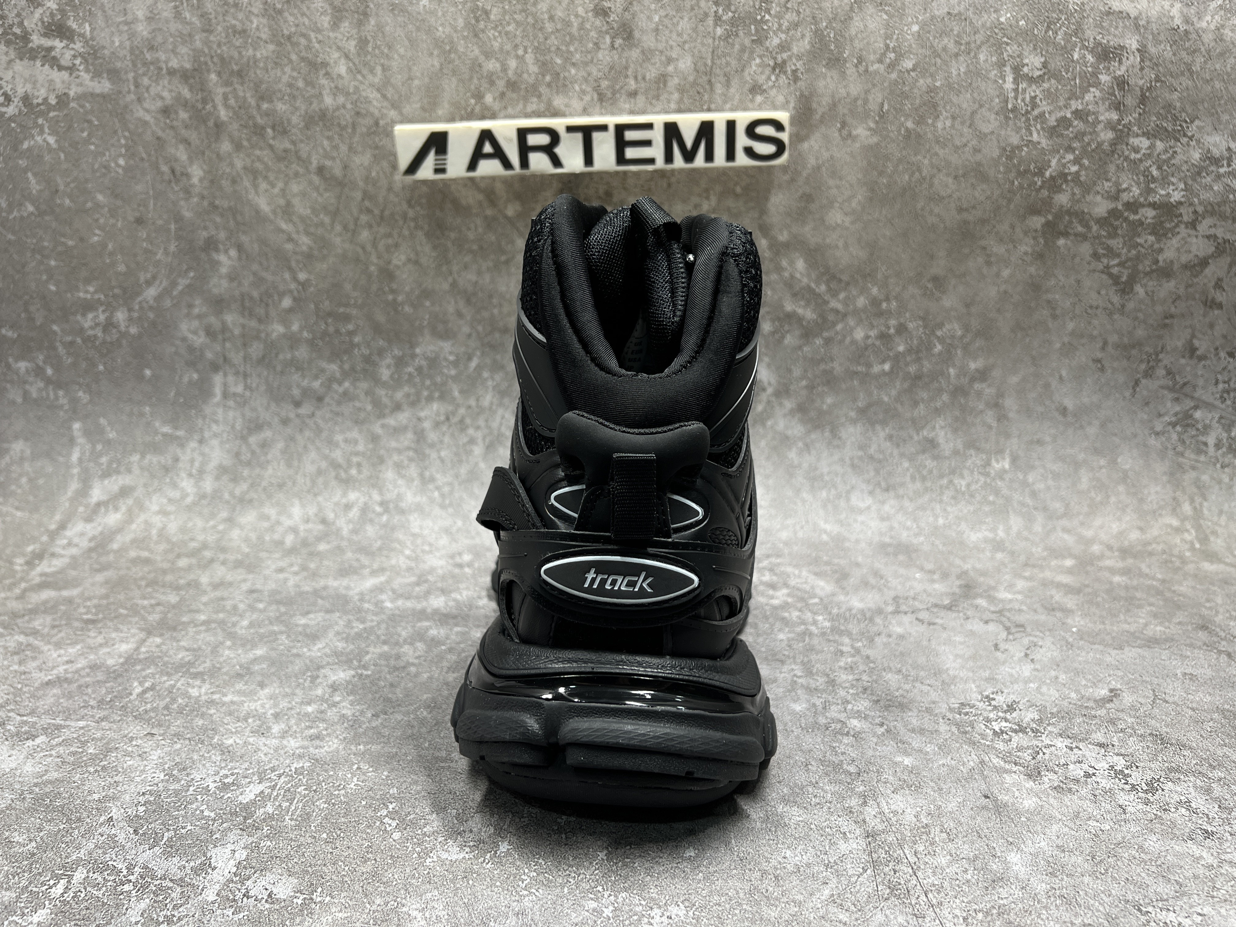 Balenciga Track Hike Black