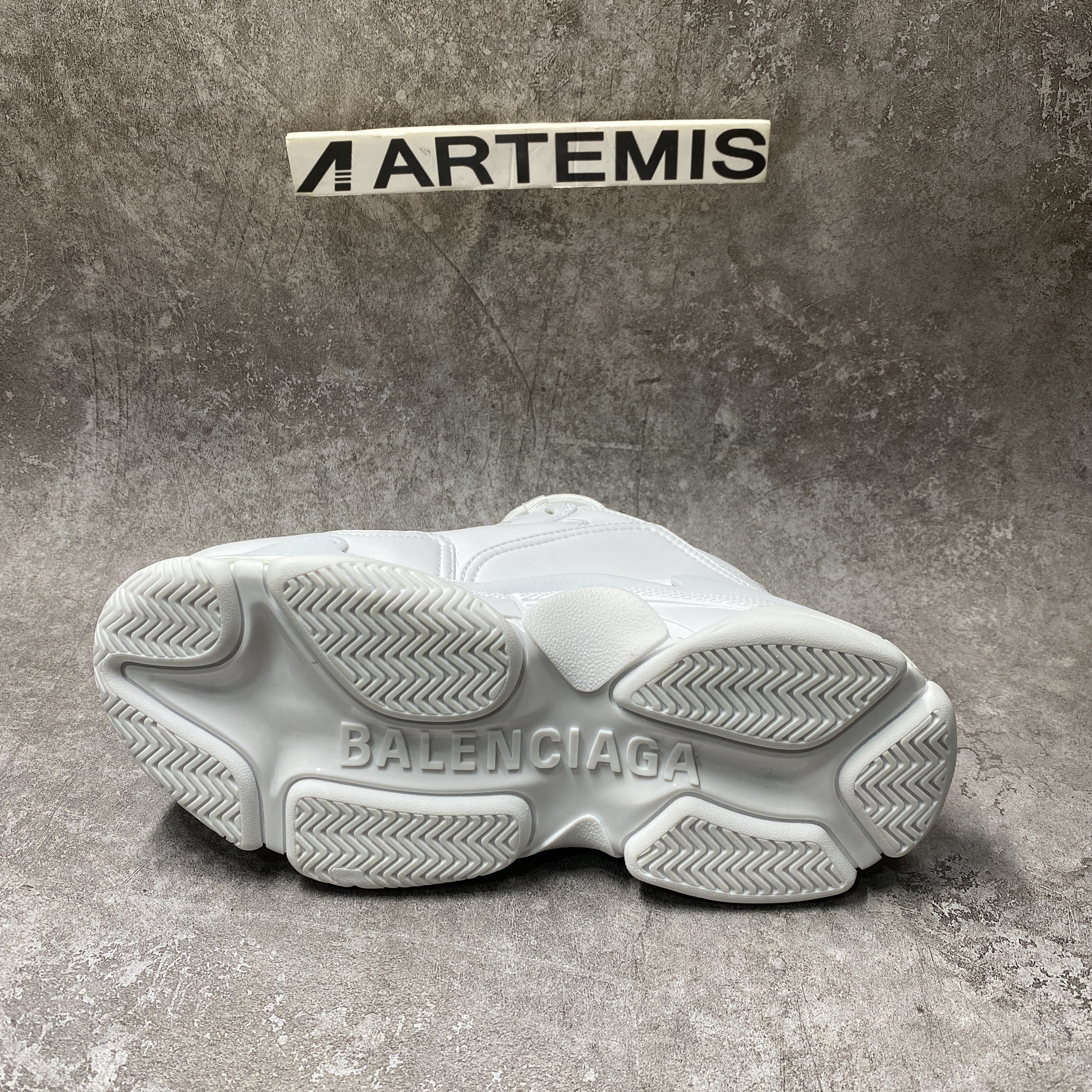 Balenciga Triple S White