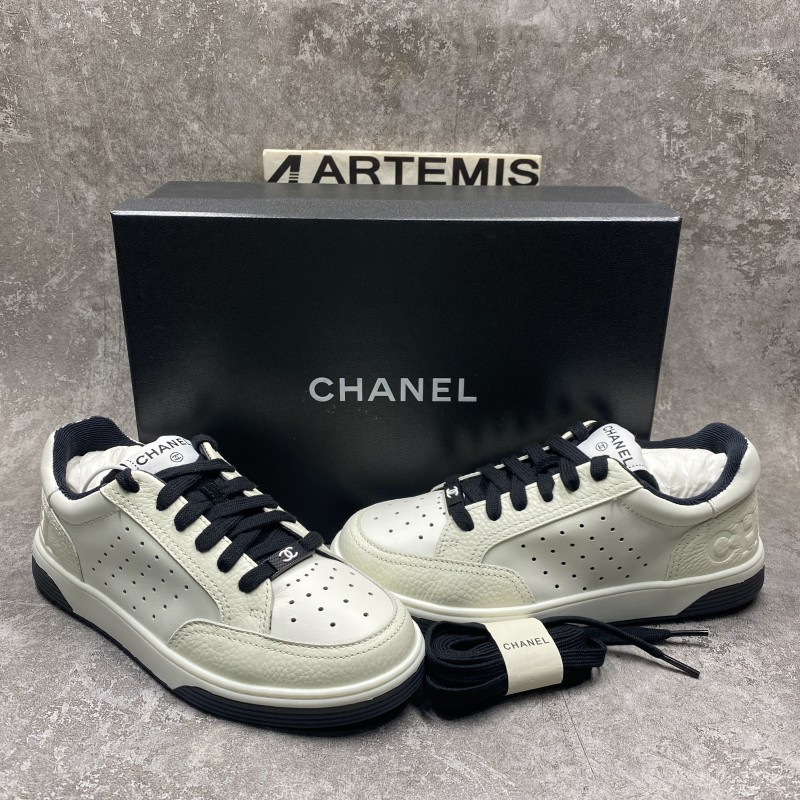 Chanel 22P Trainer White Black
