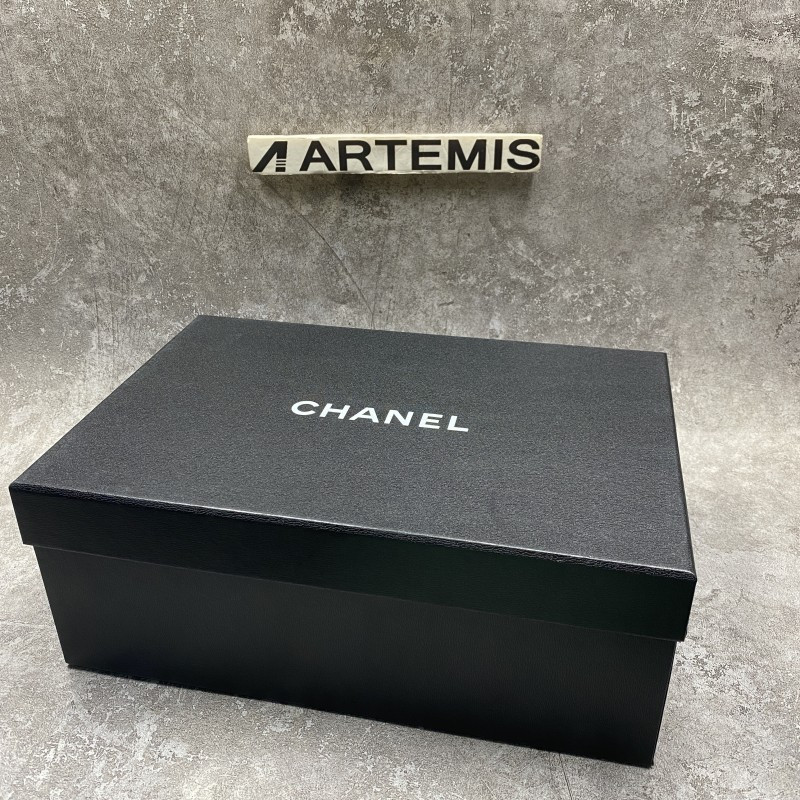 Chanel 22P Trainer White Red