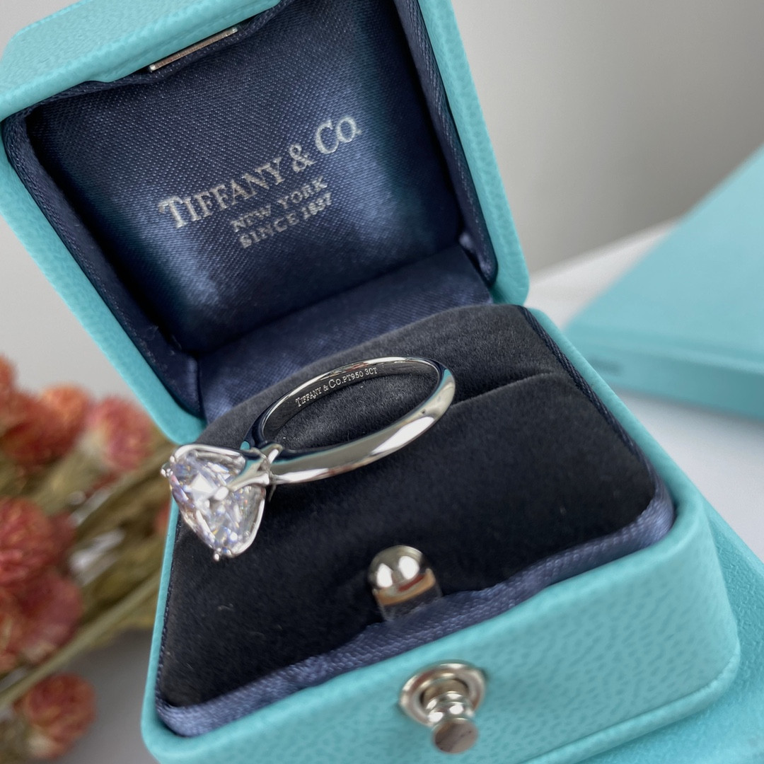 Tiffany & Co. Six-Prong Ring High-Carbon Diamond Ag925