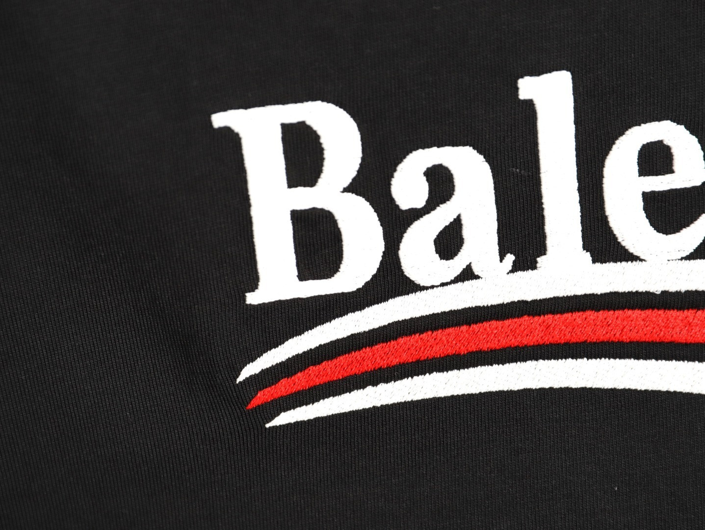 Balenciaga Long-sleeved T-shirt