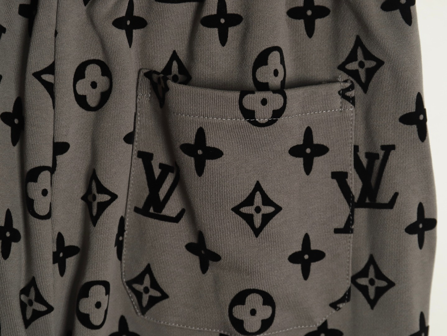 Louis Vuitton LV 24Fw Pants