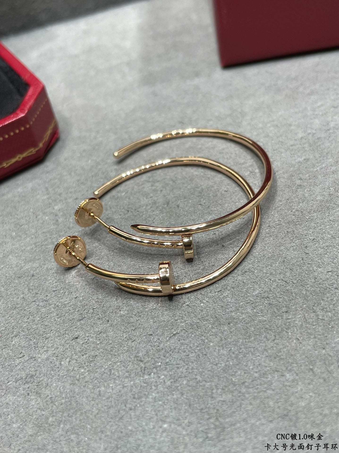 Cartier Large size smooth nail Earrings