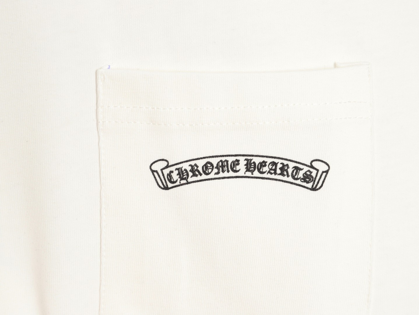 Ch*0me He**ts long-sleeved t-shirt