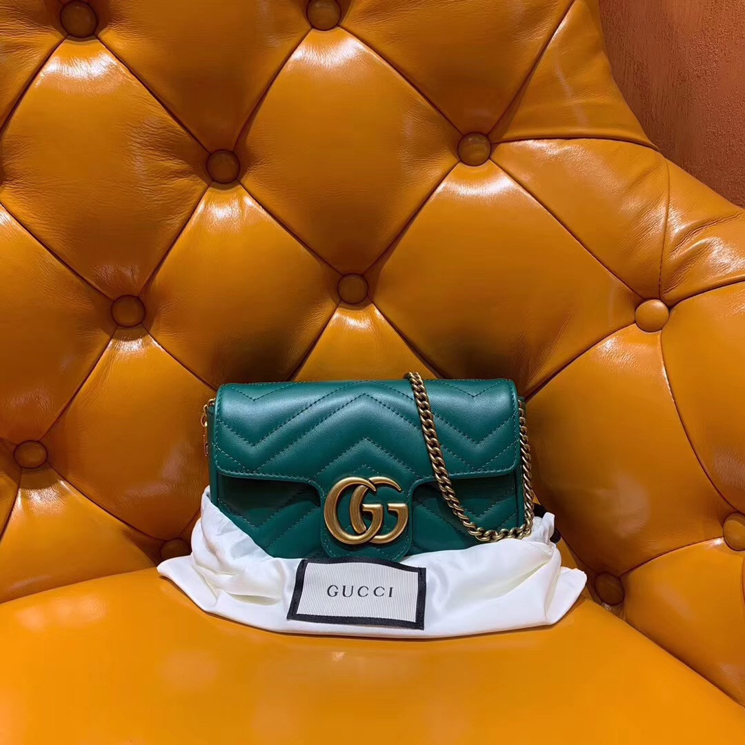 GG Marmont matelasse leather super mini bag