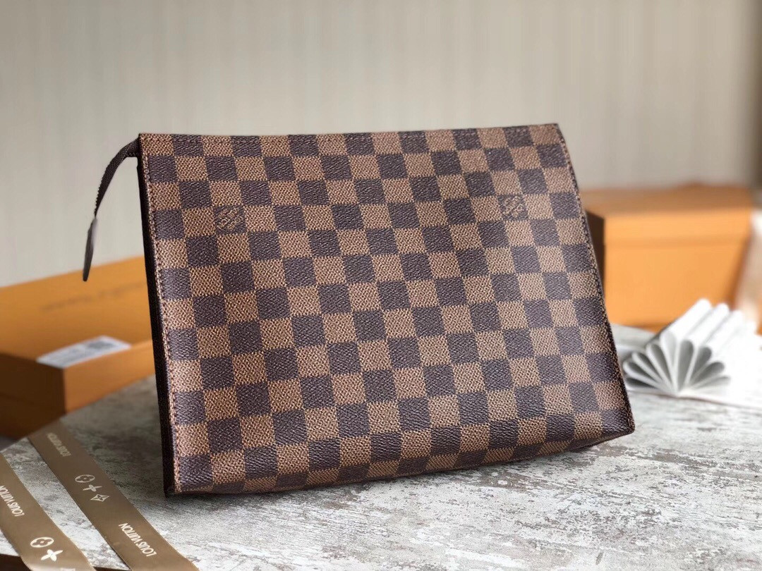 LOUIS VUITTON LV TOILETRY POUCH 26 N47542