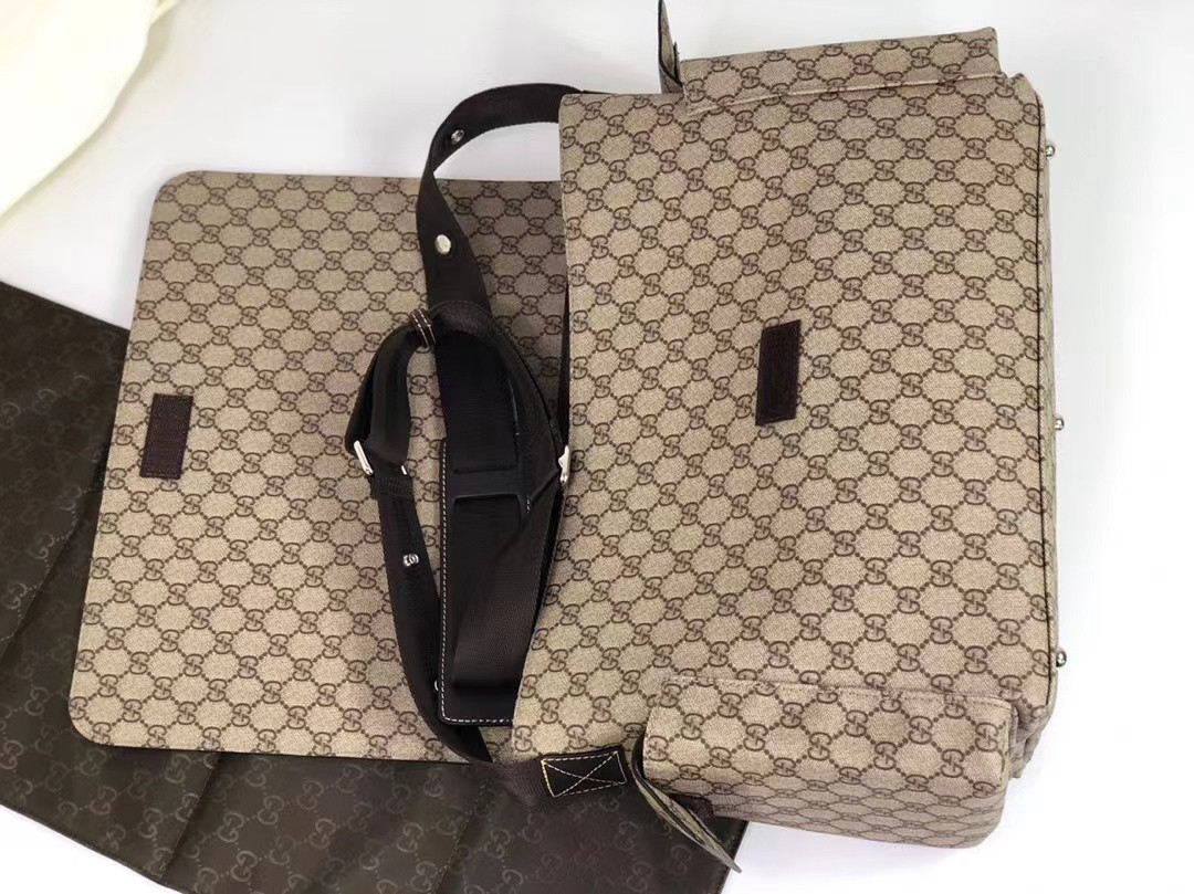GUCCI GG PLUS DIAPER BAG 44x28x14cm