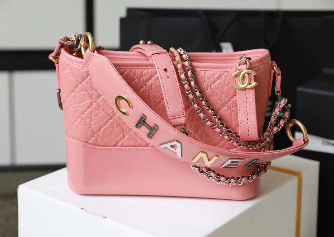 Chanel Gabrielle medium size 25cm in pink