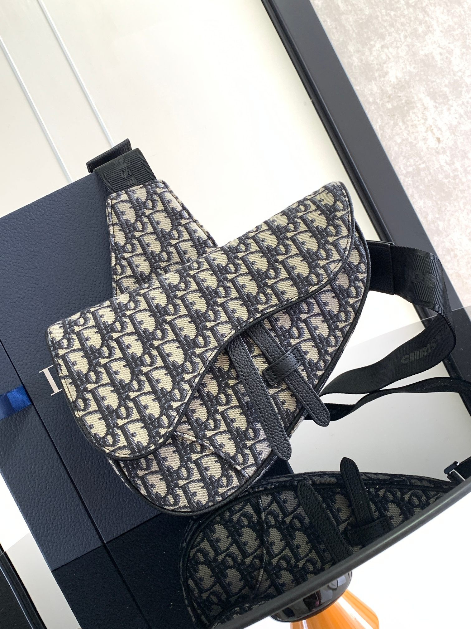 Dior Saddle Bag Beige and Black Dior Oblique Jacquard 26 x 19 x 4.5 cm