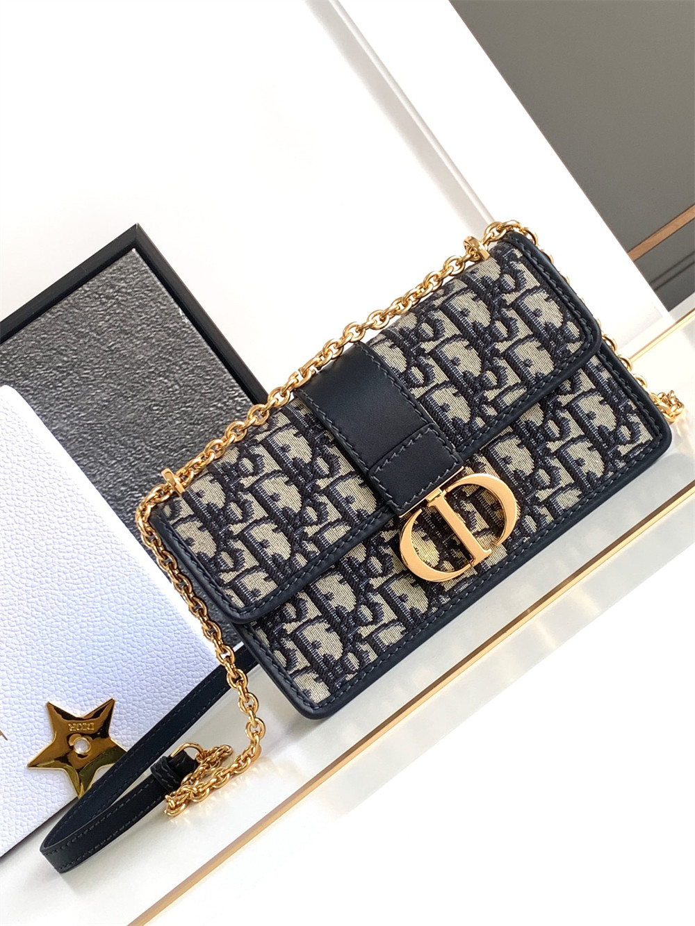 DIOR 30 MONTAIGNE EAST-WEST BAG WITH CHAIN Blue Dior Oblique Jacquard 21 x 12 x 6 cm / 8.5 x 4.5 x 2.5 inches