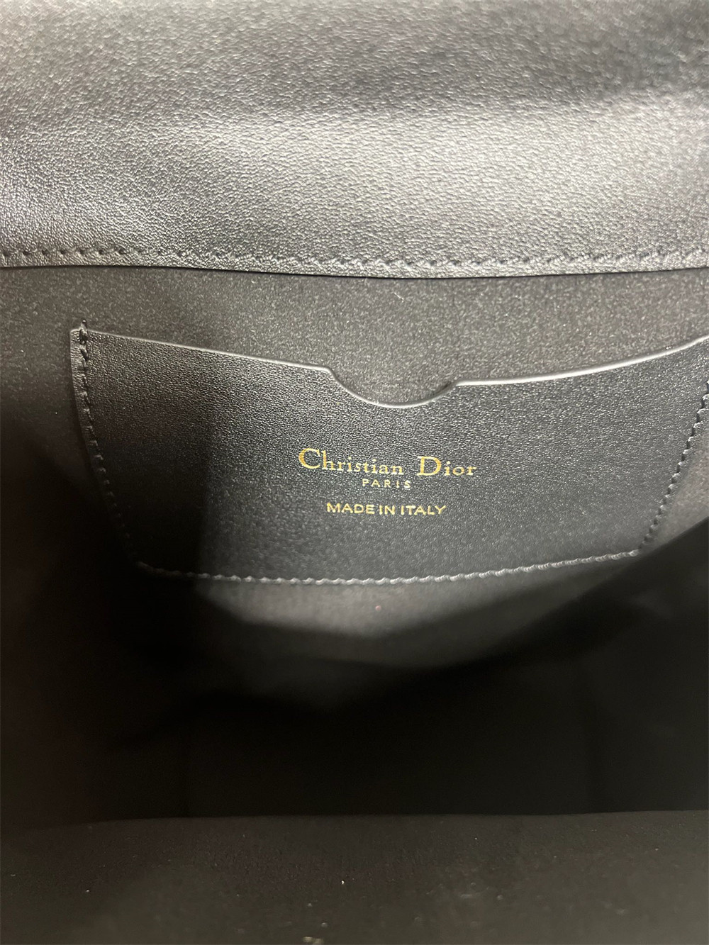 Dior 30 Montaigne Large Chain Bucket Bag Black 17x7x18cm