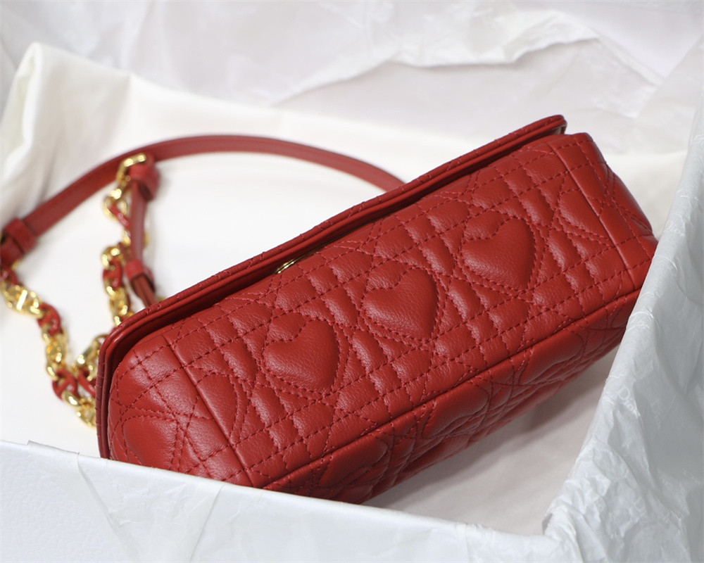 SMALL DIOR CARO BAG amour red 20 x 12 x 7 cm